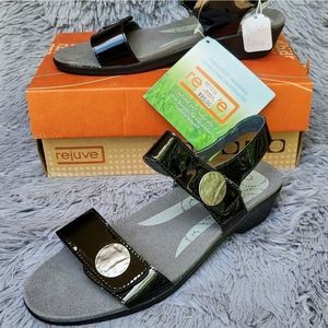 Propet Rejuve Velcro Annika Black Patent Sandals